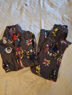 Super Mario Gray Kids Pajama Set - Character Print